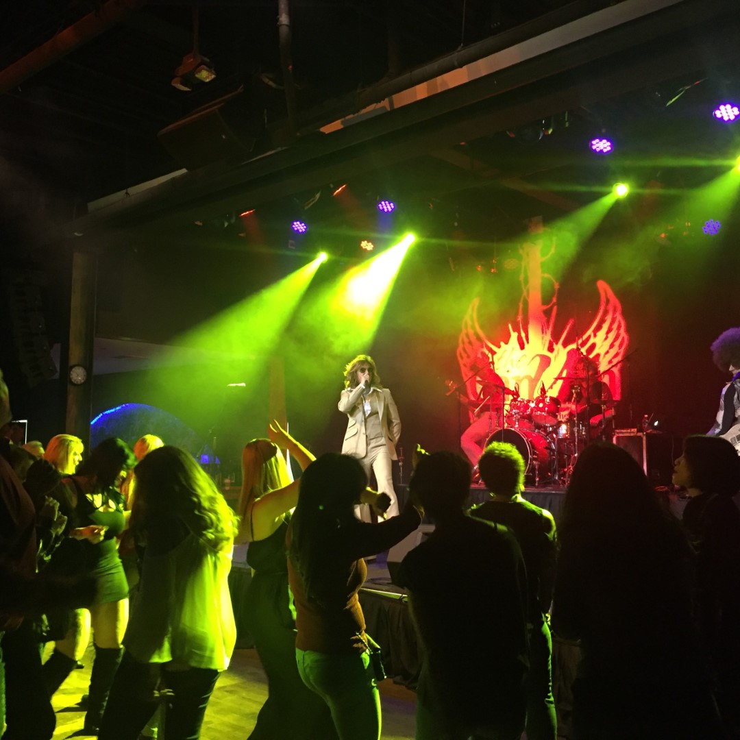 nightlife-activities-things-to-do-visit-santa-clarita